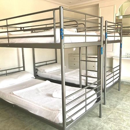 Somo Surfskate Hostel Кастанедо Экстерьер фото