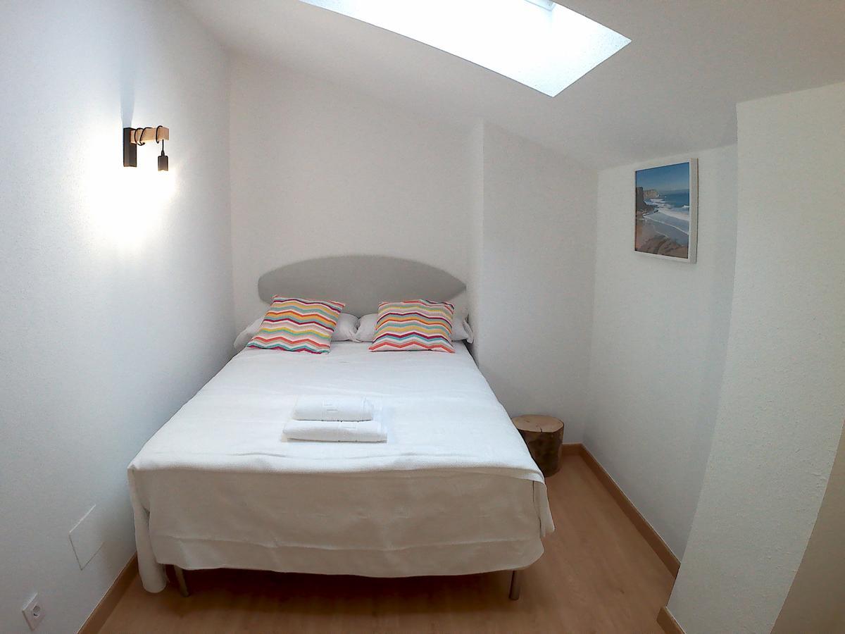Somo Surfskate Hostel Кастанедо Экстерьер фото