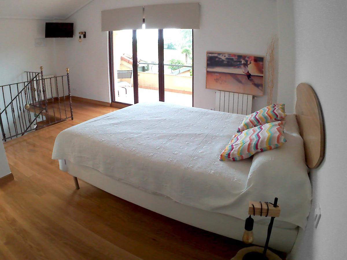 Somo Surfskate Hostel Кастанедо Экстерьер фото