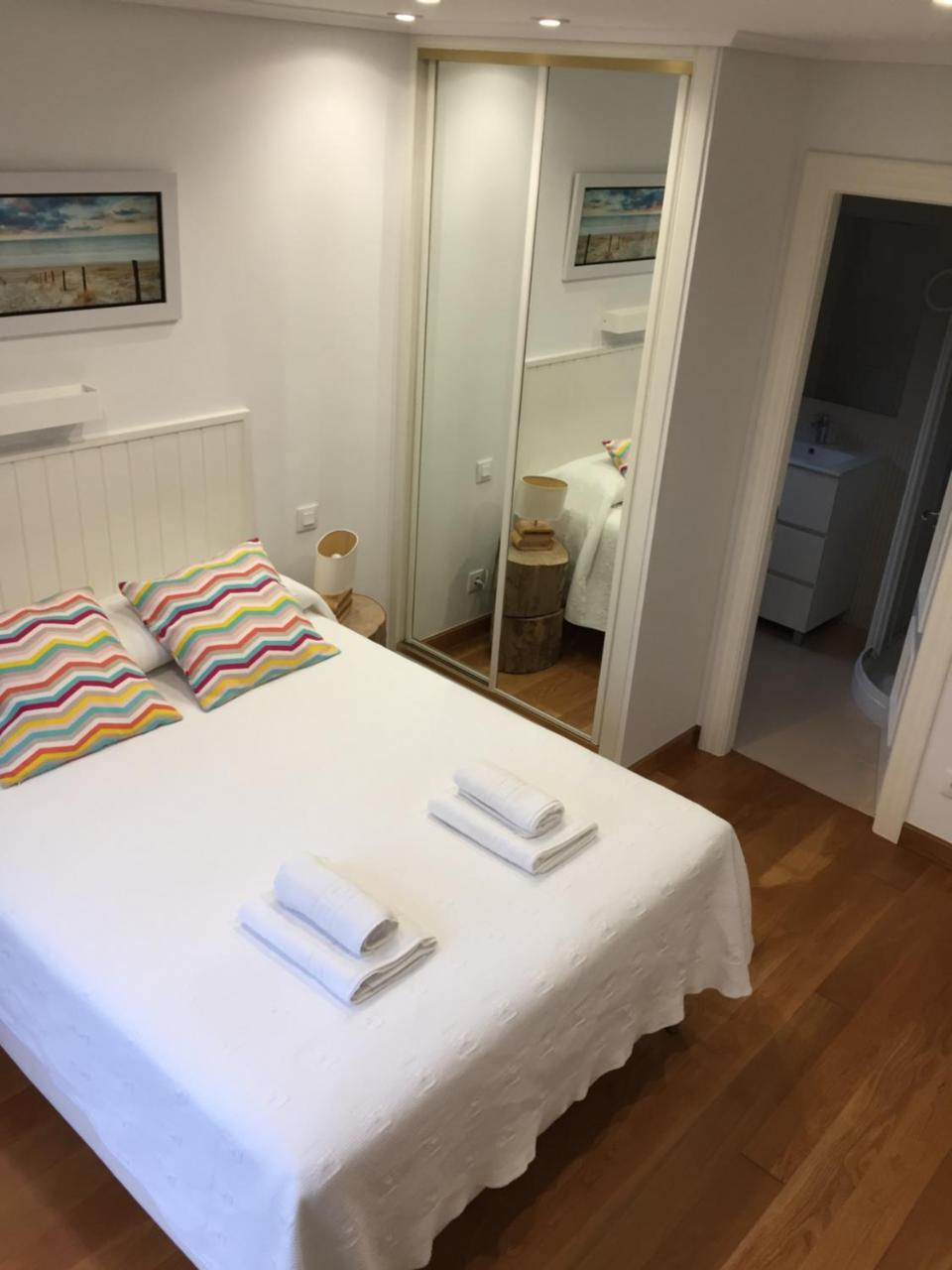 Somo Surfskate Hostel Кастанедо Экстерьер фото
