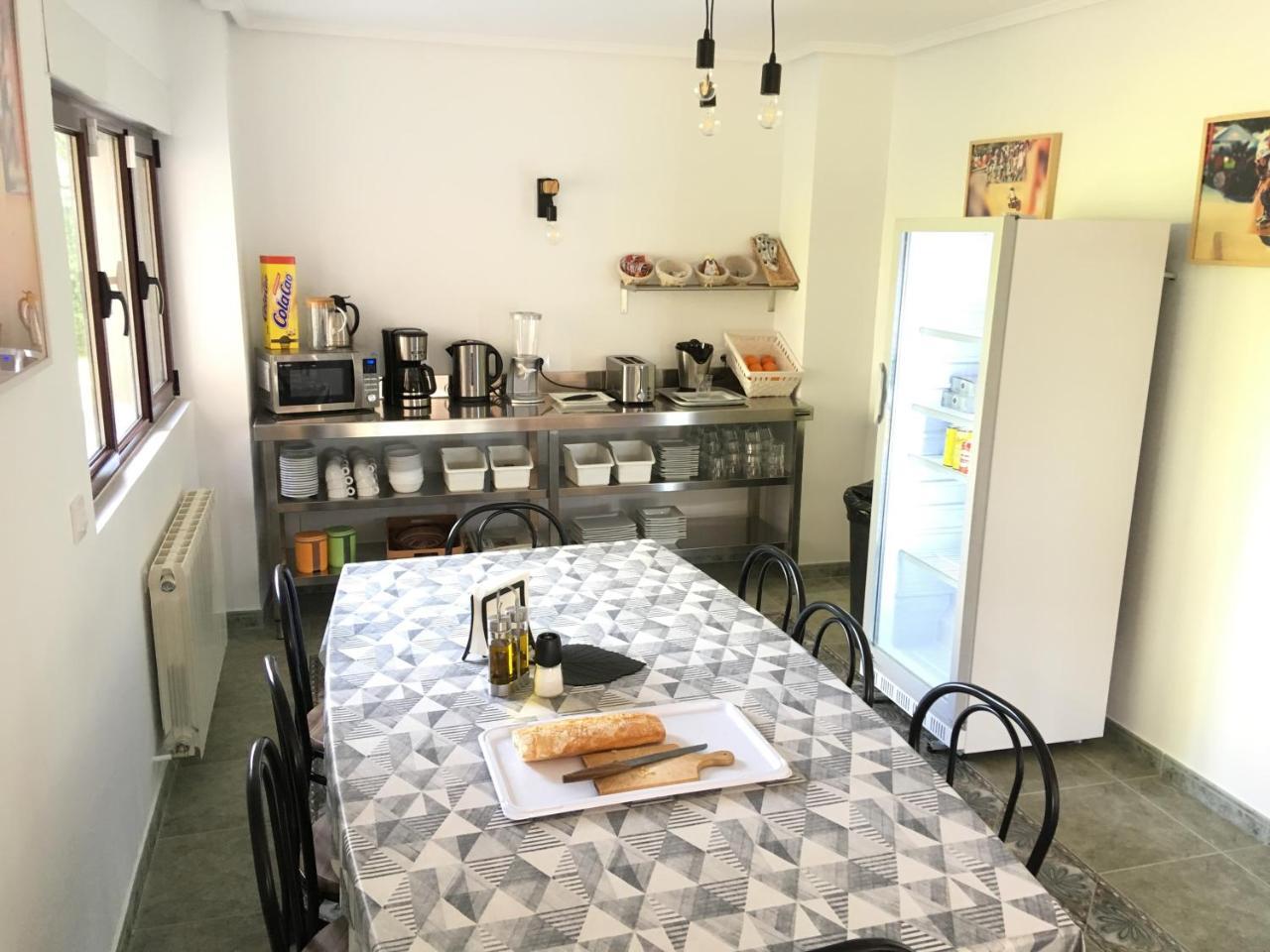 Somo Surfskate Hostel Кастанедо Экстерьер фото